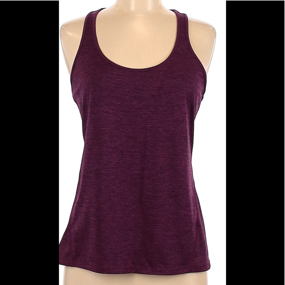 Women’s workout tank top